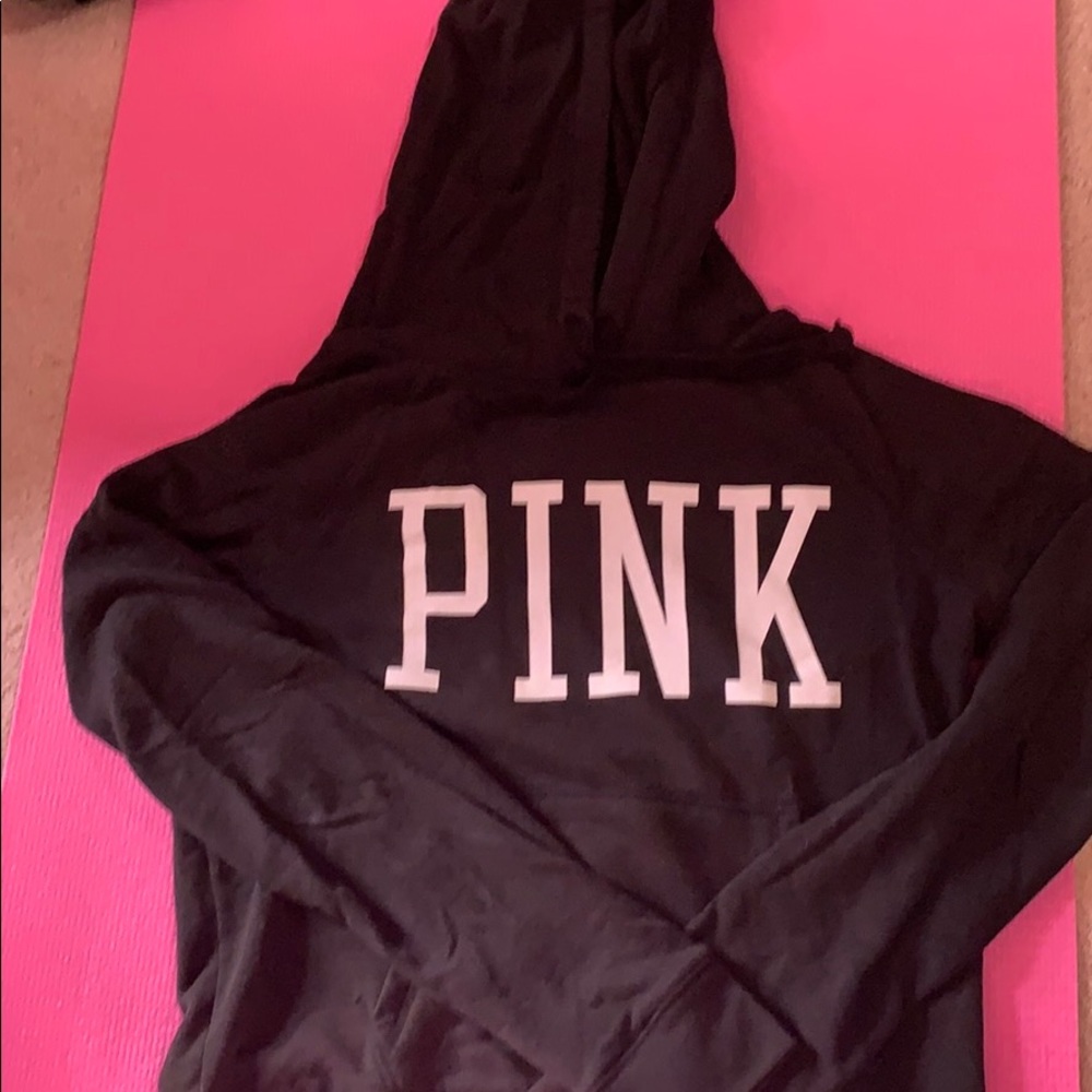 Black VS hoodie